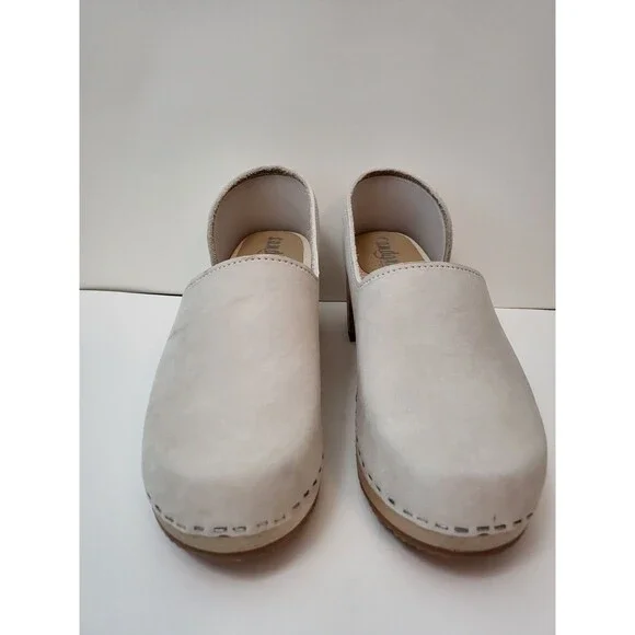 Stylish Cream Mules for Women - Picture 2 of 10